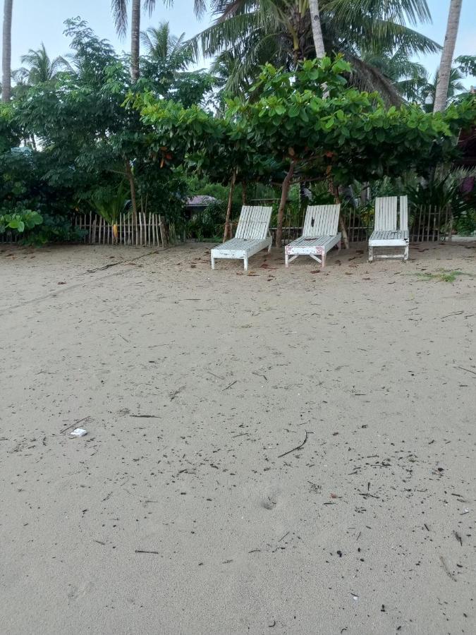 Akoya Beach Park And Cottages Locaroc Esterno foto