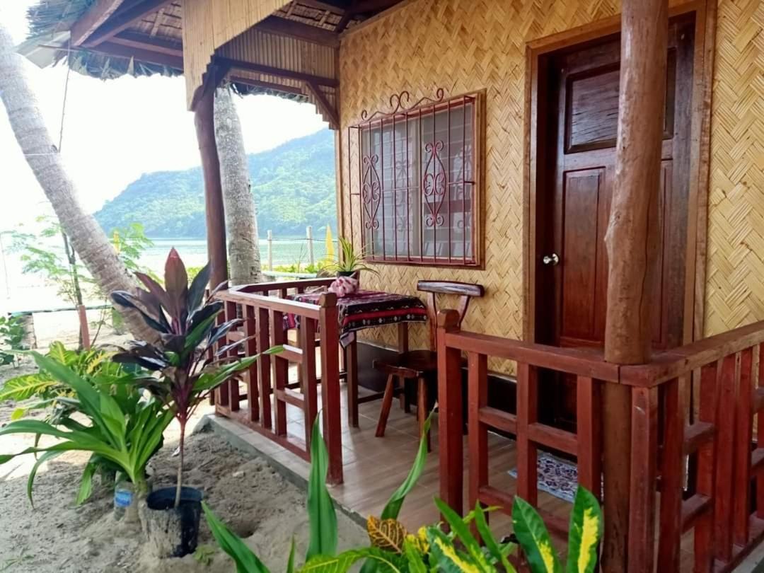 Akoya Beach Park And Cottages Locaroc Esterno foto