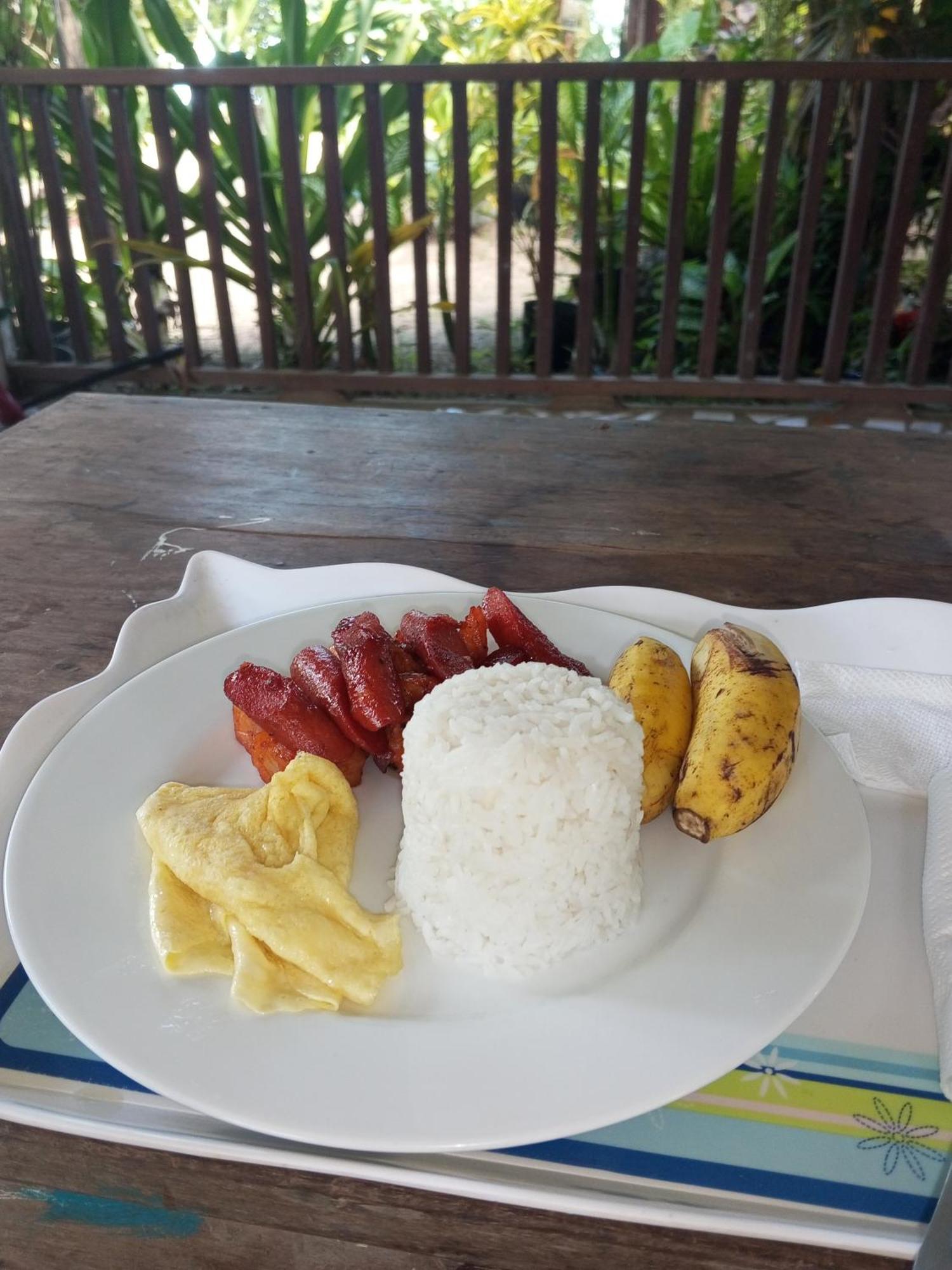 Akoya Beach Park And Cottages Locaroc Esterno foto