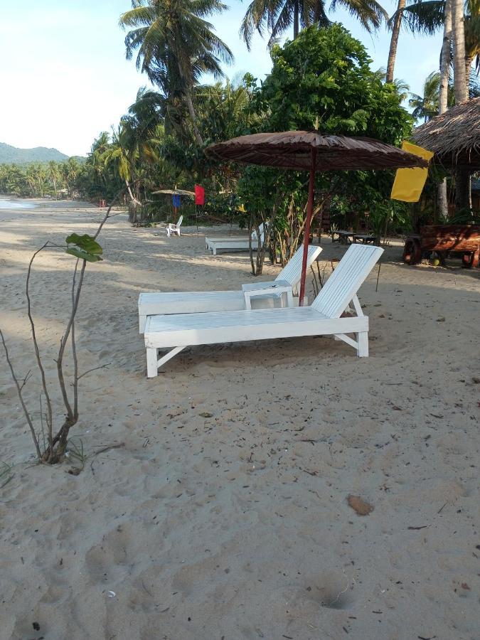 Akoya Beach Park And Cottages Locaroc Esterno foto