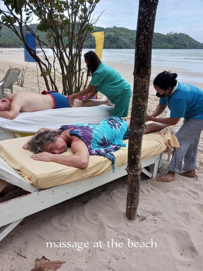 Akoya Beach Park And Cottages Locaroc Esterno foto