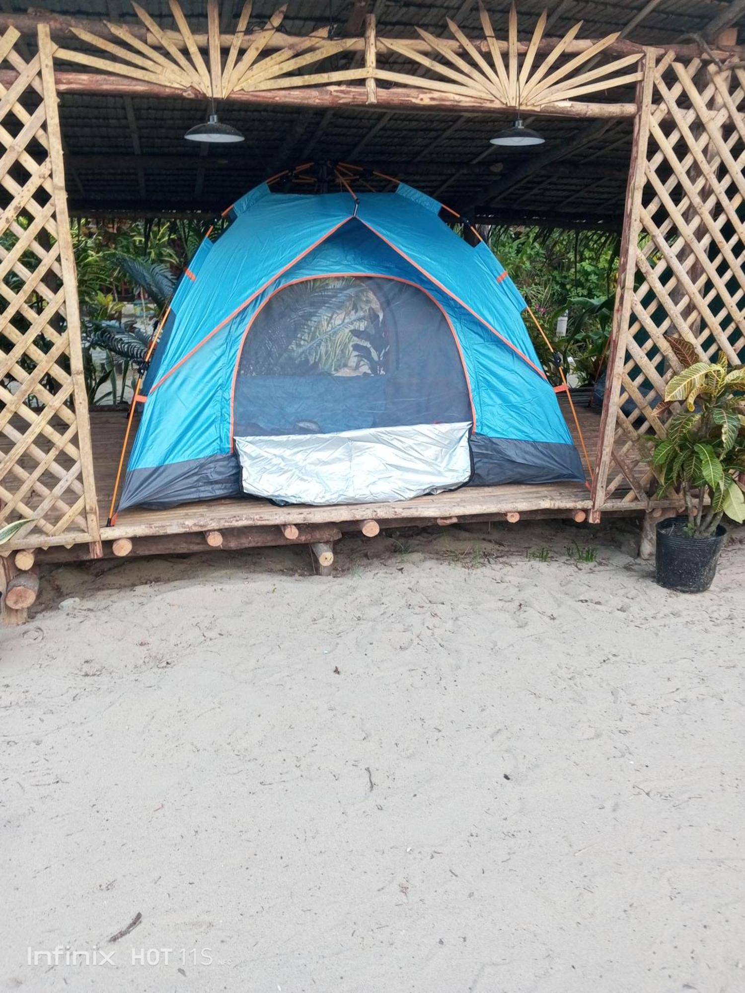 Akoya Beach Park And Cottages Locaroc Esterno foto