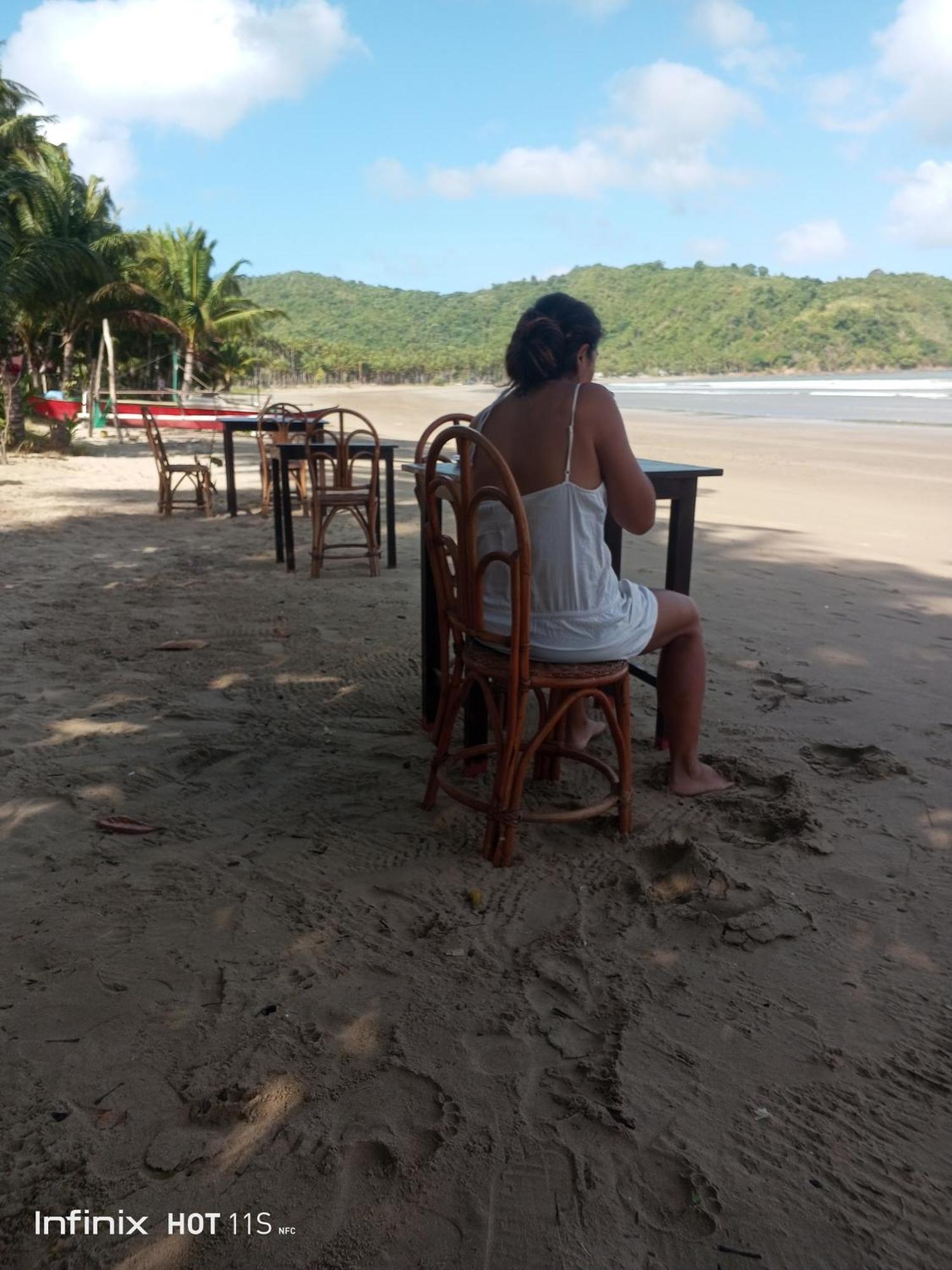 Akoya Beach Park And Cottages Locaroc Camera foto